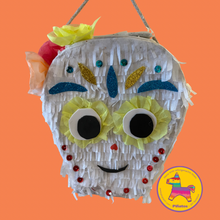 Lade das Bild in den Galerie-Viewer, Totenkopf-Piñata  Mini-Pinata
